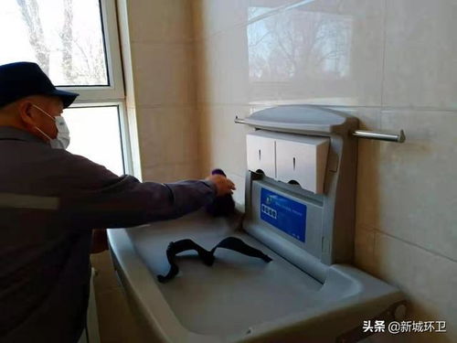 新城區(qū)環(huán)境衛(wèi)生服務(wù)中心多舉措開(kāi)展衛(wèi)生保潔工作